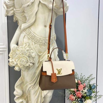 Alternative view of Replica Louis Vuitton Lockme Ever Bb M56645 Smokey/Quartz/Caramel