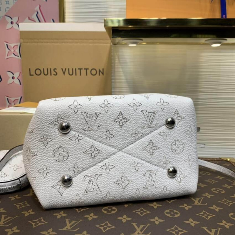 Replica Louis Vuitton Mahina Leather Bella M58480 - Image 7