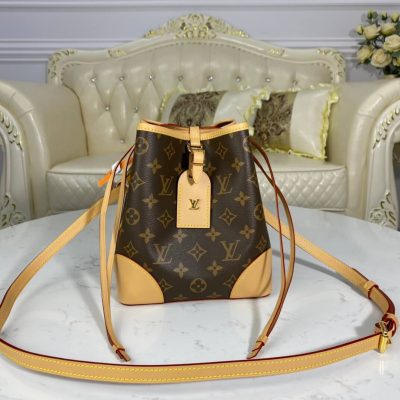 Replica Louis Vuitton Monogram Canvas Bucket Bag M45550