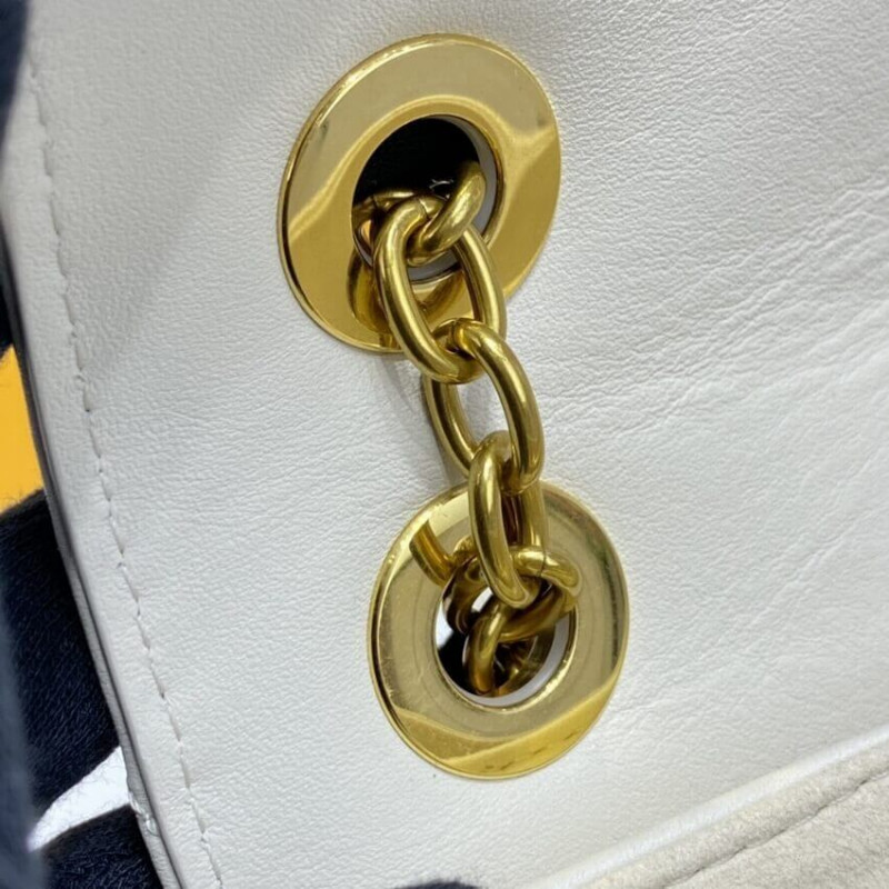 Replica Louis Vuitton New Wave Chain Bag M58549 Ivory - Image 11