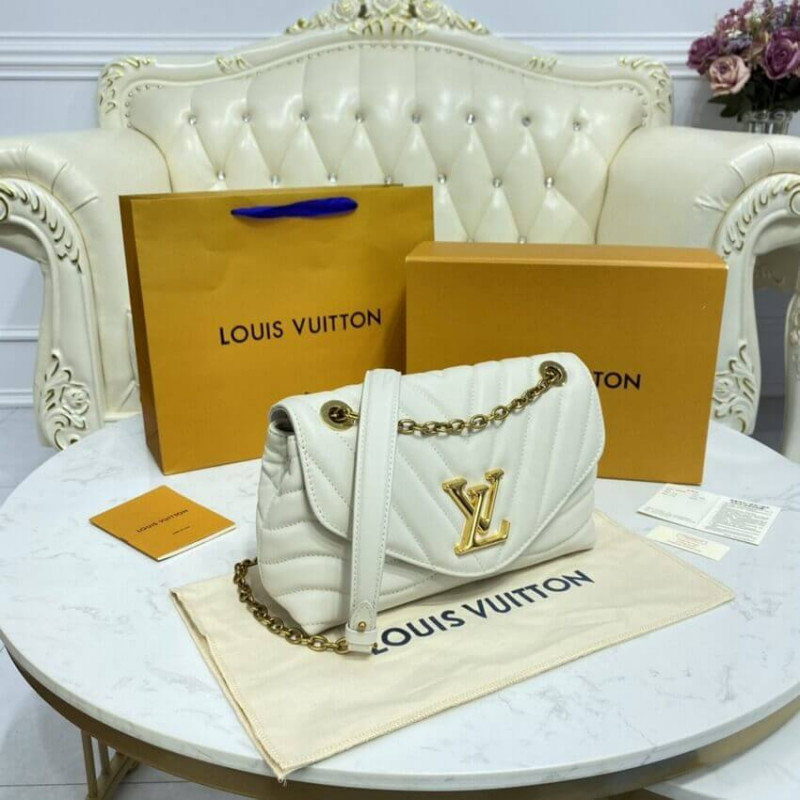 Replica Louis Vuitton New Wave Chain Bag M58549 Ivory - Image 4