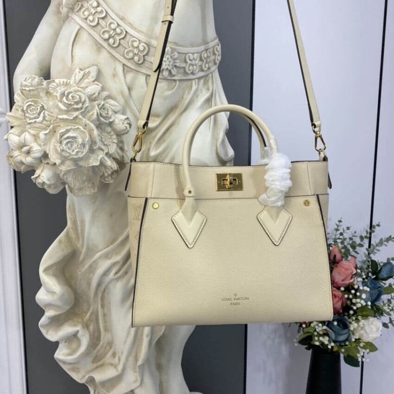 Replica Louis Vuitton On My Side Bag M55802 Beige - Image 3