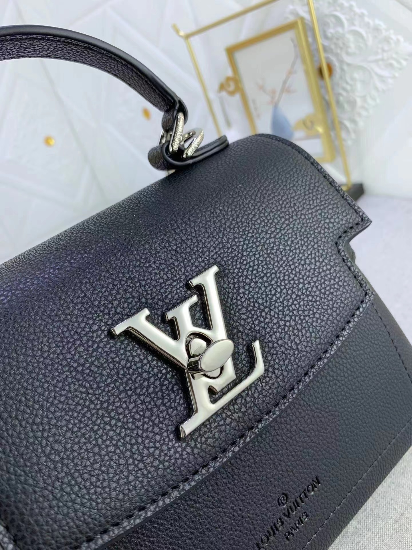 Replica Louis Vuitton Lv Lockme Ever Mini Bag M20997 Black - Image 3