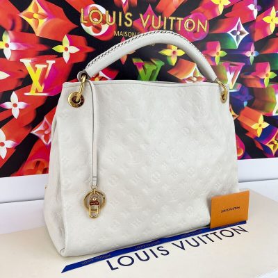Alternative view of Replica Louis Vuitton Artsy Mm Classic Monogram Empreinte Mbossed White Leather Shoulder Bag M93449