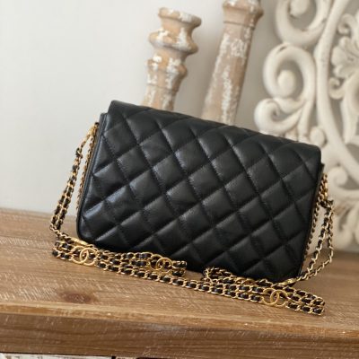 Alternative view of Replica Chanel 1 As3777 Black