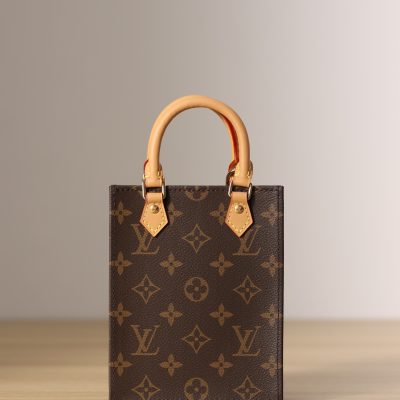Replica Louis Vuitton Petit Sac Plat M81295