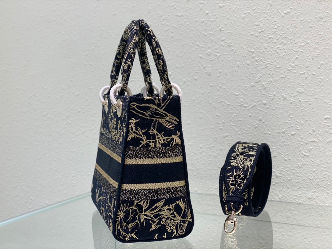 Replica Dior Medium Lady D-Lite Bag M0565Ordz_M911 - Image 8