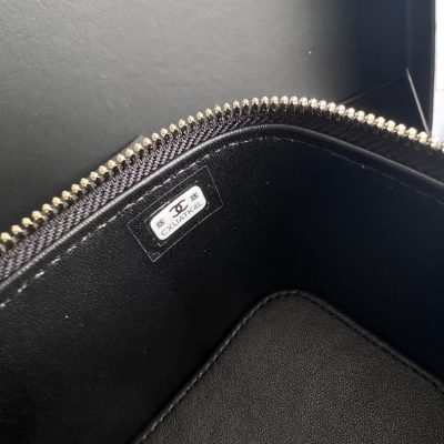 Alternative view of Replica Chanel Clutch With Chain Grained Calfskin Gold-Tone Metal Black Ap3203