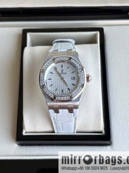 IMG_1290-800x800duk0ynmgd1h8565_20250625035544.jpg Alligator Leather RF Factory, Audemars Piguet Royal Oak Series Model 67601 Quartz Watch