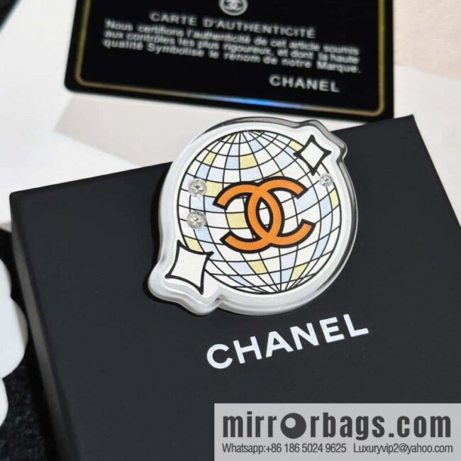 ❗️New ❗️ Chanel brooch ☀️ new ☑️ Chanel double c earth planet brooch ☀️