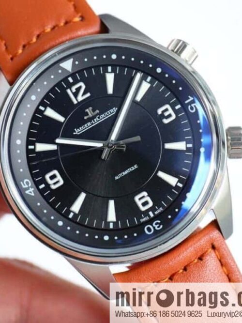 IMG_5650-800x800i4pc2s4053r69414_20250630135324.jpg Jaeger-LeCoultre Beichen series V3 version diameter 41MM synchronous original streamlined stainless steel case escorts the watch with imported 9015 movement