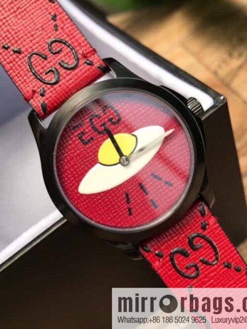 IMG_60740-800x800sj1l2vj0cvq60467_20250630015310.jpg Gucci GUCCI\'s latest watch black rubber strap with three-dimensional Gucci logo and black PVD pin clasp, Rhonda quartz movement