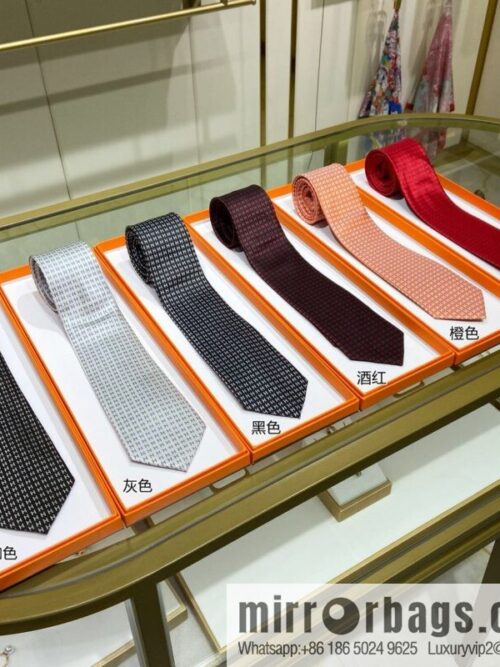IMG_7446-800x800itncqcrx1jq75433_20250630173451.jpg Hermes 100% Top Twill Silk H-Pattern Jacquard Tie