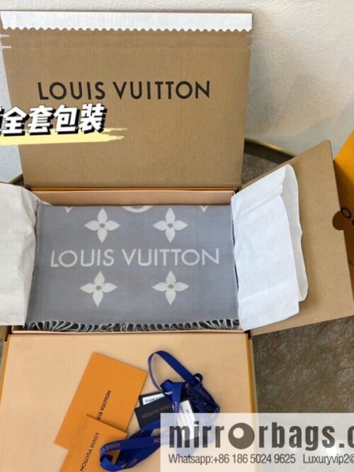 IMG_8574-1-800x800o5ygqhicdpo65780_20250630115551.jpg LV Louis Vuitton Essential Letter Focusing Element 100% Wool Scarf