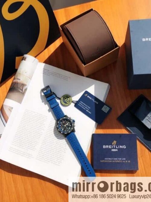 IMG_8765-800x800fgyssl1sbaf38035_20250626050259.jpg Breitling All Carbon Fiber Chronograph