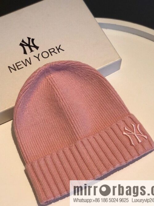 a1611671531525_6570-800x800opuharpkmtr46707_20250629234706.jpg MLB-NY Plush thermal wool knitted hat