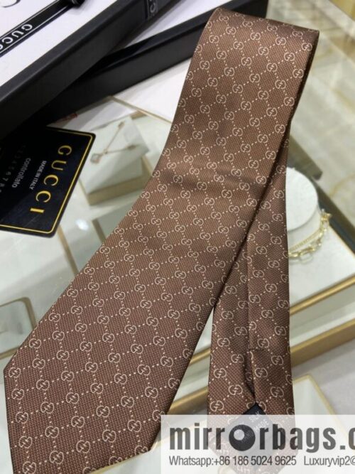 a1655389421106_4834-800x800f4dbungcp0n75050_20250630171606.jpg GUCCI Gucci 100% Top Jacquard Silk GG Logo Printed Tie 597126