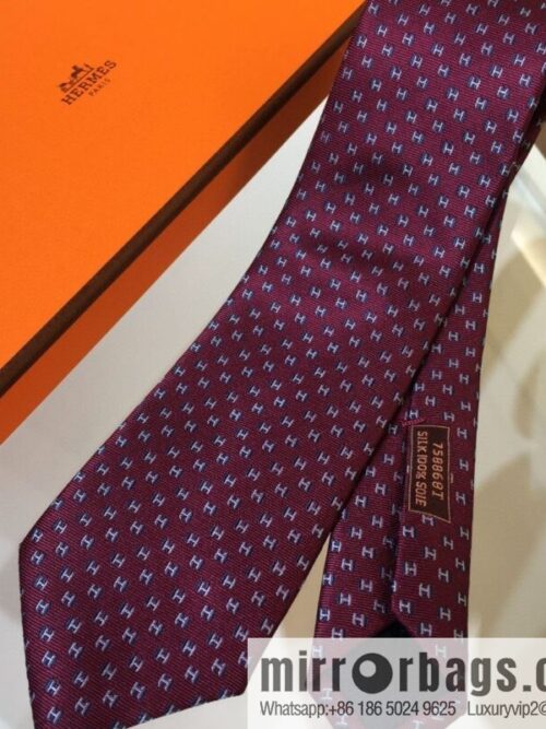 a1662386457362_2854-800x8004xlcptfmyns74664_20250630165402.jpg Hermes 100% Top Twill Silk Overlay Tie