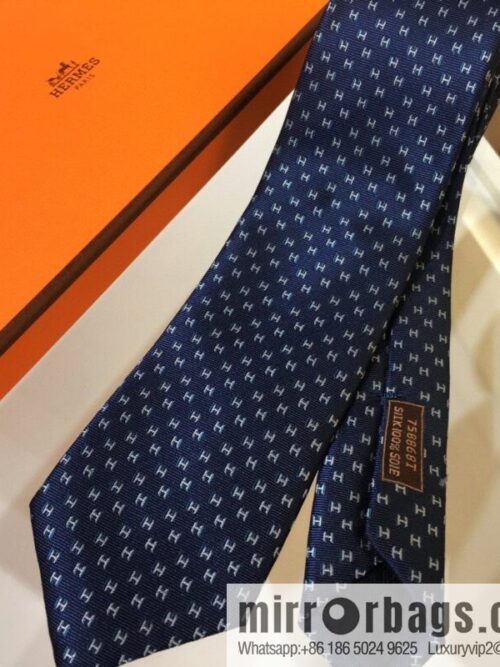a1662386466890_1323-800x8003vfijolbihd74674_20250630165430.jpg Hermes 100% Top Twill Silk Overlay Tie