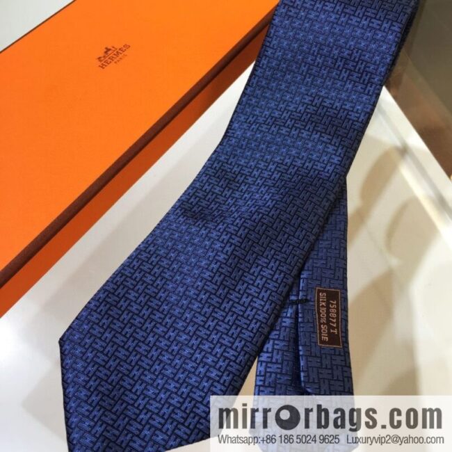Hermes 100% Top Twill Silk H Jacquard Tie