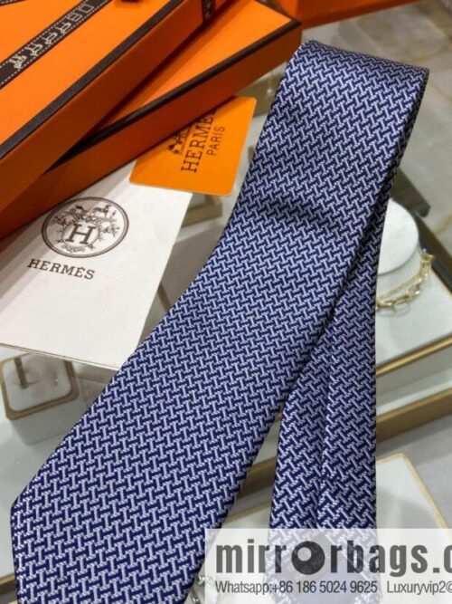 a1662987665685_7433-800x800ezwjg325neb74517_20250630164719.jpg Hermes 100% Top Twill Silk Geometric H-Pattern Tie