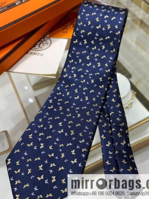 a1663164698026_5667-800x800kgjd44mqrxh74451_20250630164308.jpg Hermes 100% Top Twill Silk H Butterfly Tie