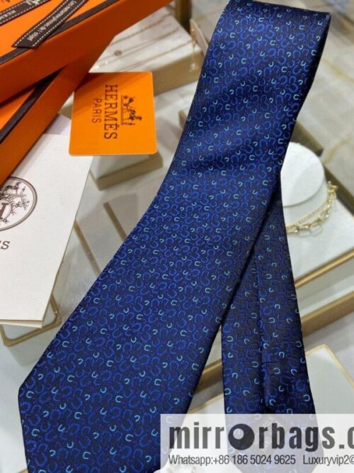 a1663336813009_1105-800x8002oub0yemaqp74407_20250630164018.jpg Hermes 100% Premium Twill Silk Horseshoe Tie
