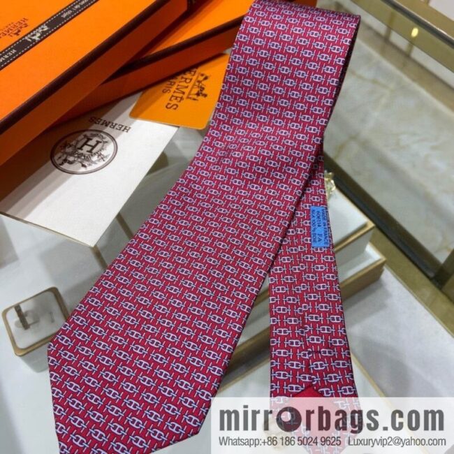 Hermes 100% Premium Twill Silk Anchor Chain Print Tie