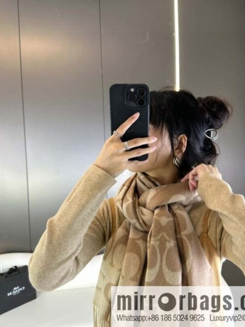 a1696600881166_0110-800x800obc1tpmtknx55456_20250630010711.jpg COACH Coach 2023 New Wool Shawl