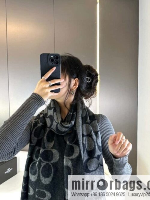 a1696600911027_1470-800x800cwisq5drb0k55428_20250630010657.jpg COACH Coach 2023 New Wool Shawl