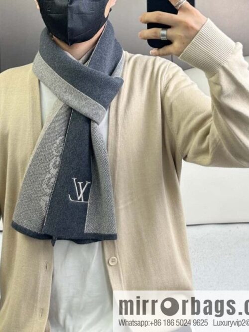 a1696603756381_0540-800x800pb2pkinpbub55326_20250630010600.jpg LV 2023 Classic Plaid Jacquard, High-end Men\'s Scarf