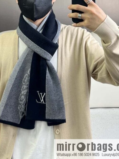 a1696603770594_7804-800x800pi5ao0vivle55315_20250630010554.jpg LV 2023 Classic Plaid Jacquard, High-end Men\'s Scarf