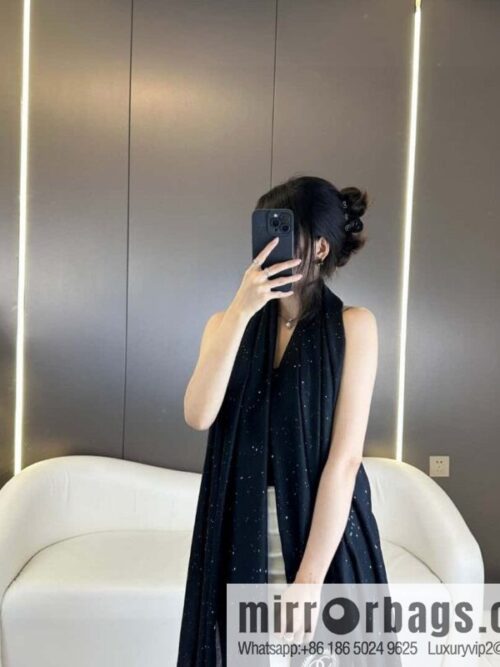 a1696688309358_2028-800x800b1n2kv0szvx55199_20250630010454.jpg CHANEL ultra-fine wool cashmere yarn scarf
