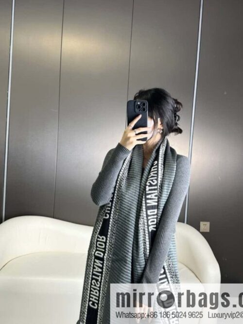 a1696688500927_2113-800x80052r43rrmdnt45194_20250629233438.jpg DIOR Oblique Printed Double Sided Scarf