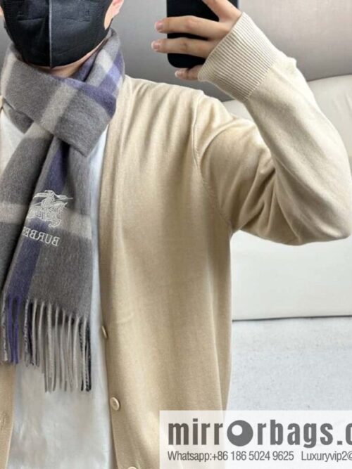 a1696689120698_0226-800x800a3tpqygykye45065_20250629233335.jpg Burberry Burberry, War Horse Plaid, Couple, Cashmere Scarf