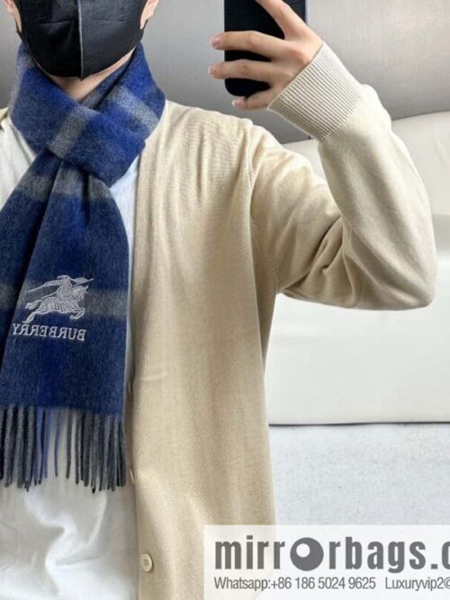 a1696689133201_1242-800x800l0rffoxujy145054_20250629233329.jpg Burberry Burberry, War Horse Plaid, Couple, Cashmere Scarf