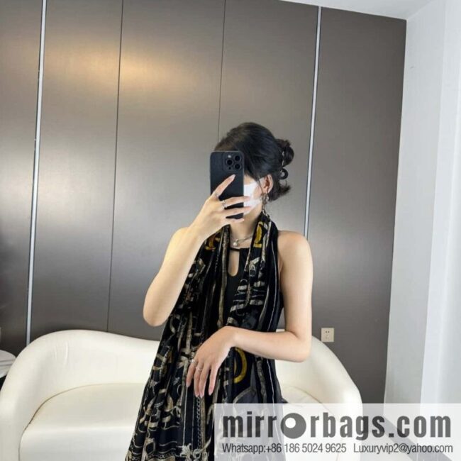 GUCCI silk plus cashmere long towel