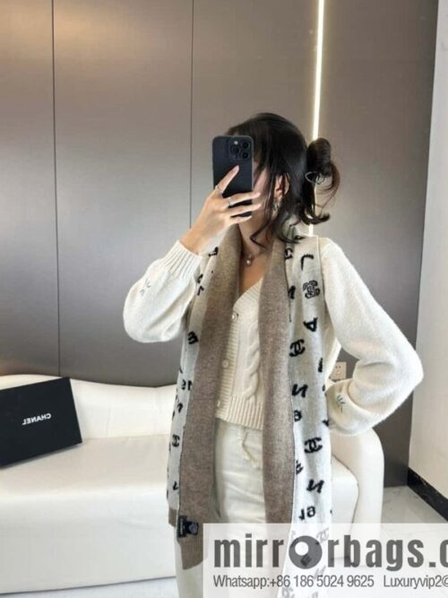 a1696949392361_6678-800x800q4pd4ygzla544522_20250629232836.jpg CHANEL counter cashmere scarf