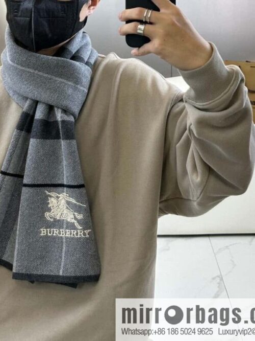a1696950016919_1278-800x800j2mlt3g12in44413_20250629232736.jpg Burberry, classic warhorse plaid, high-end men\'s scarf