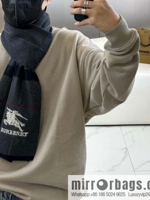 a1696950030248_7630-800x800gdr0vqgmnm044402_20250629232730.jpg Burberry, classic warhorse plaid, high-end men\'s scarf