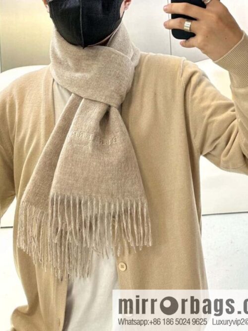 a1697123176154_2267-800x800nwvgijdw2tz33683_20250626032618.jpg Burberry Burberry 2023 Paris Fashion Show Double Sided Cashmere Scarf
