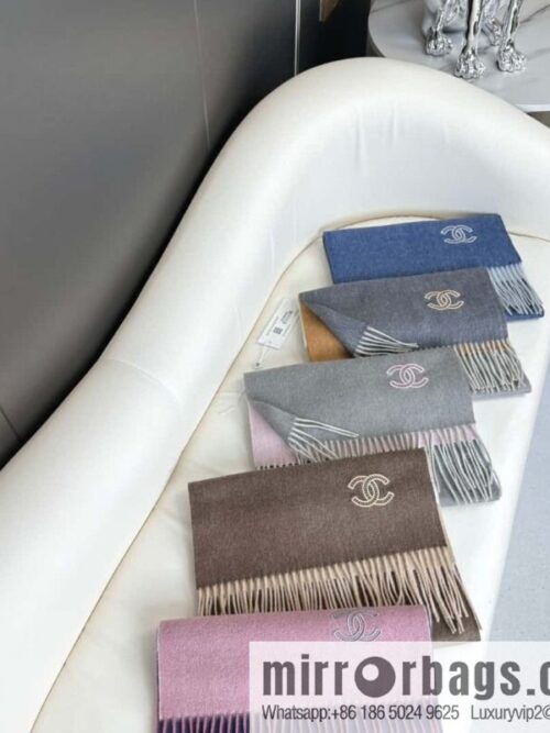 a1697382024510_2242-800x800obbakbulywq33308_20250626032020.jpg CHANEL Paris Fashion Show Business Men\'s and Women\'s Universal Double-Sided Cashmere Shawl