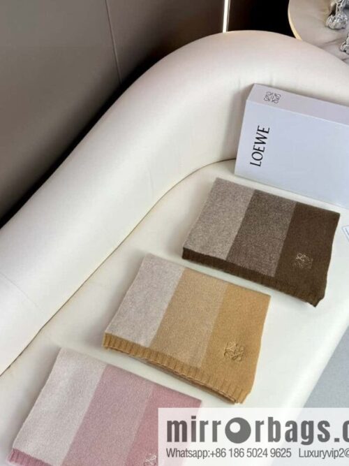 a1697728417042_6515-800x800t4yaftgm2px32438_20250626030919.jpg LOEWE 2023 new knitted scarf