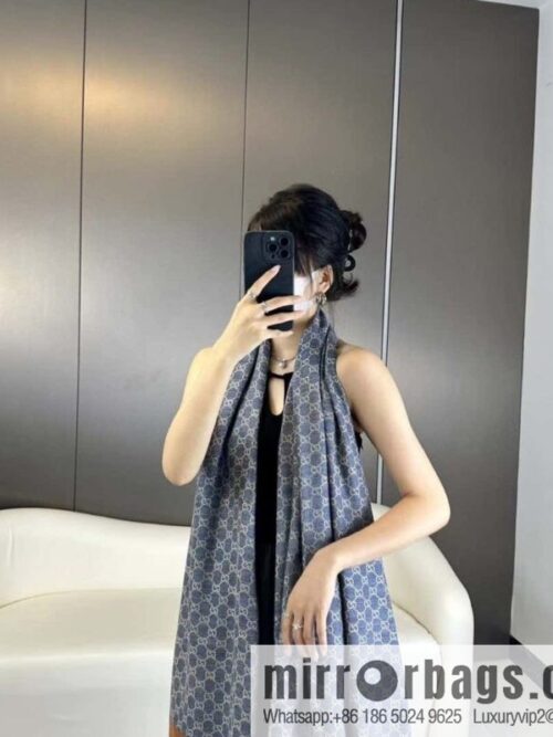 a1698161390149_7265-800x800b1upje2q4po21999_20250625215745.jpg GUCCI GG denim coffee frame, double-sided universal scarf