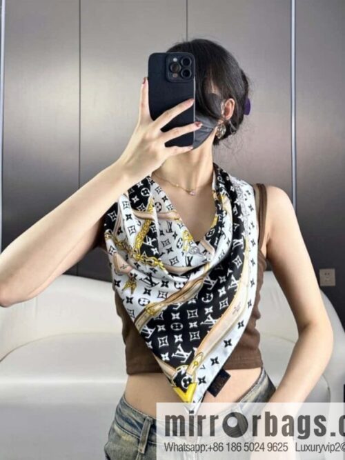 a1710253118114_1082-800x800rekc3jzuwgi7291_20250625131439.jpg LV belt square towel M78667