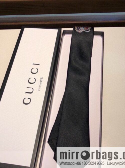 i1627480610_7724_2-800x8001tmuaohdevt74594_20250630165043.jpg GUCCI Gucci tiger pattern silk tie