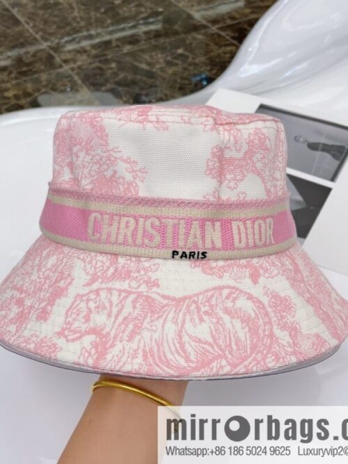 i1634910690_9540_5-800x800odfq5bl12zn76423_20250630182332.jpg DIOR 2021 new counter synchronous printing bucket hat