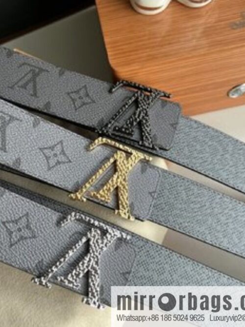 i1658621900_8353_0-800x800kebenpu5lt264154_20250630105549.jpg LV/Louis Vuitton Monogram Canvas and Taiga Leather Initiales Double Sided Belt