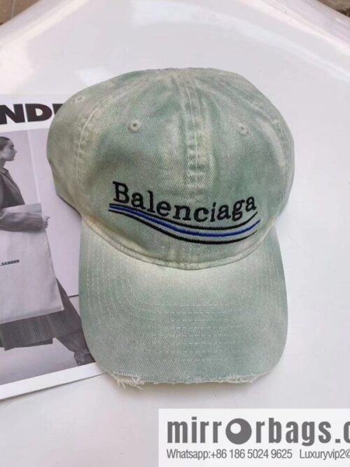 i1661494149_352_2-800x8005nql4o0mbb376452_20250630182411.jpg BALENCIAGA Balenciaga\'s new shampoo gray brim letter logo baseball cap