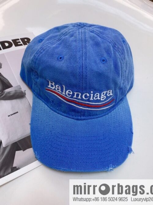 i1661494297_7530_2-800x800vm0kyj1axih76432_20250630182343.jpg BALENCIAGA Balenciaga\'s new shampoo gray brim letter logo baseball cap
